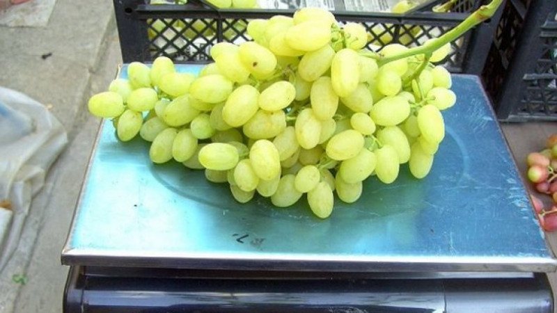 Вес грозди винограда