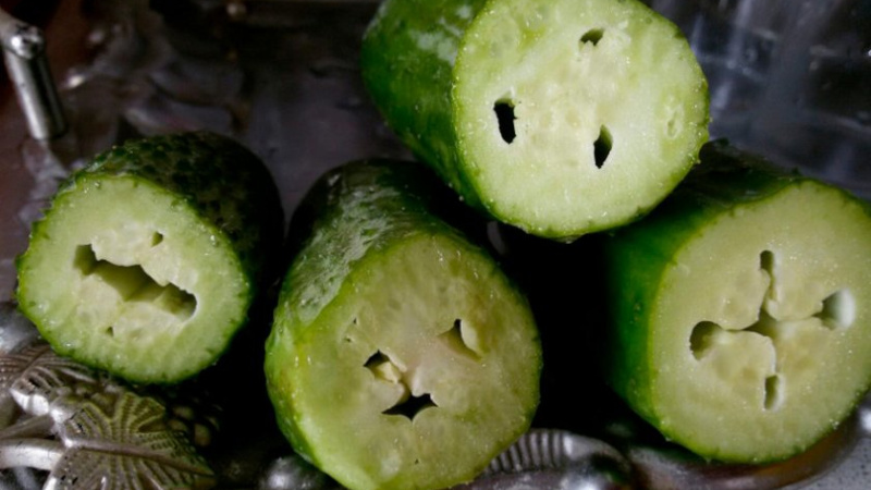 Пустотелые огурцы